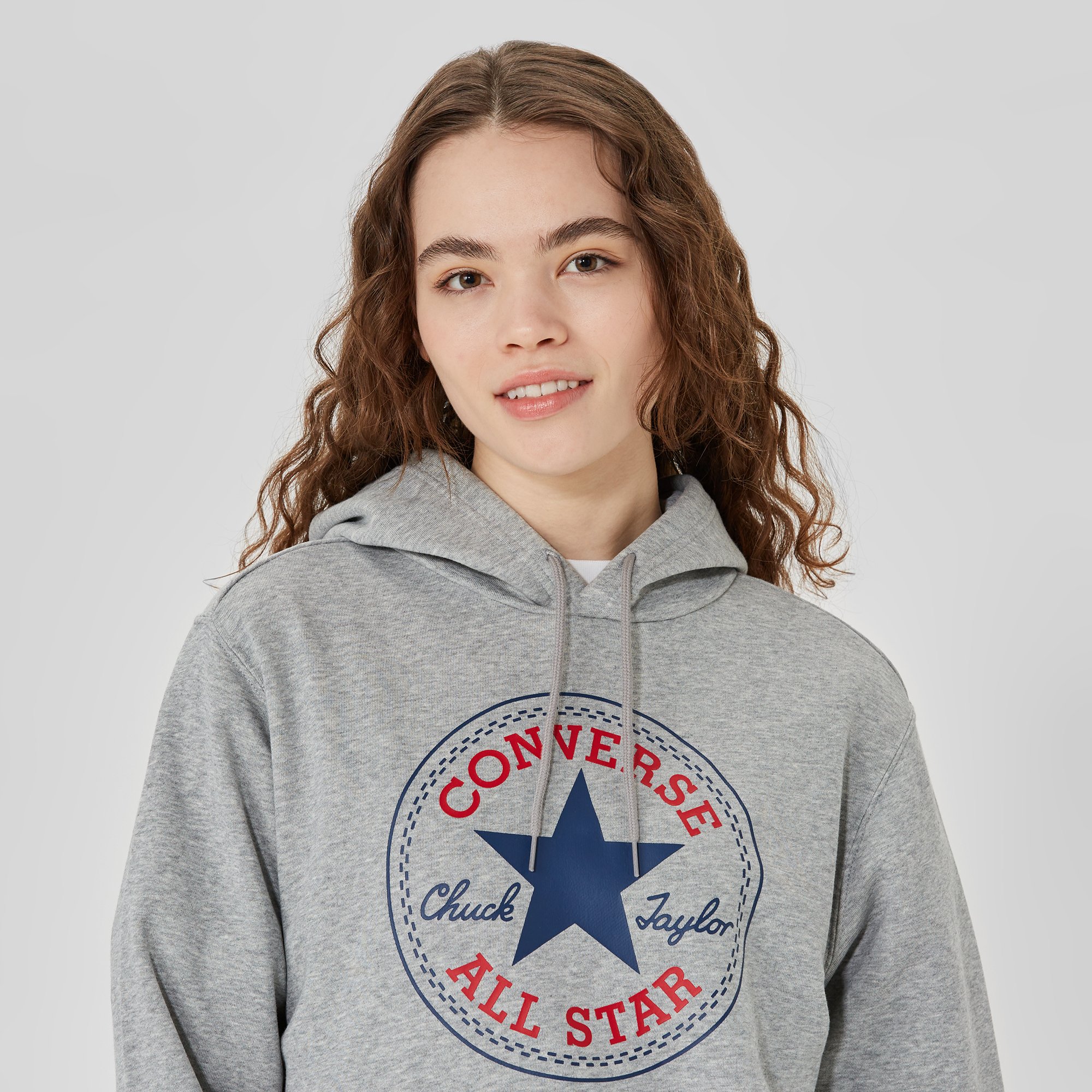 Converse Go-To All Star Patch Standard-Fit Pullover Unisex Gri Hoodie