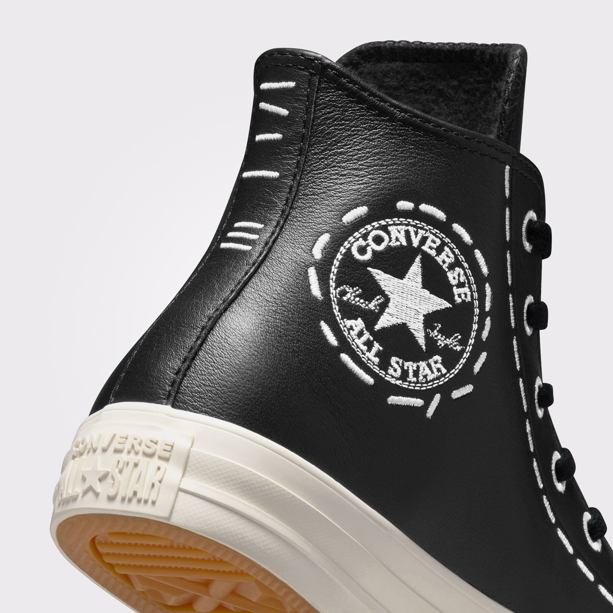 Chuck Taylor All Star Bold Stitch