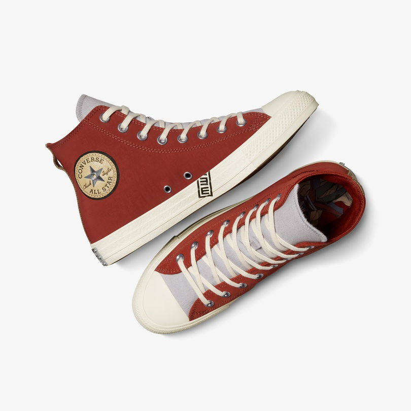Converse x Naruto Unisex Kırmızı Chuck Taylor All Star Sneaker