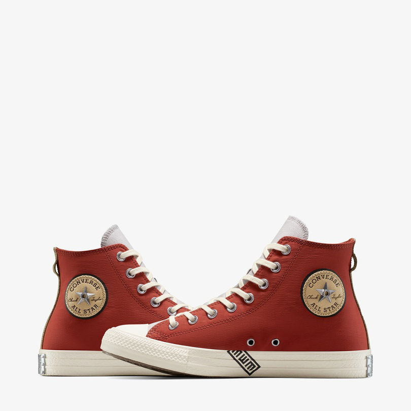 Converse x Naruto Unisex Kırmızı Chuck Taylor All Star Sneaker