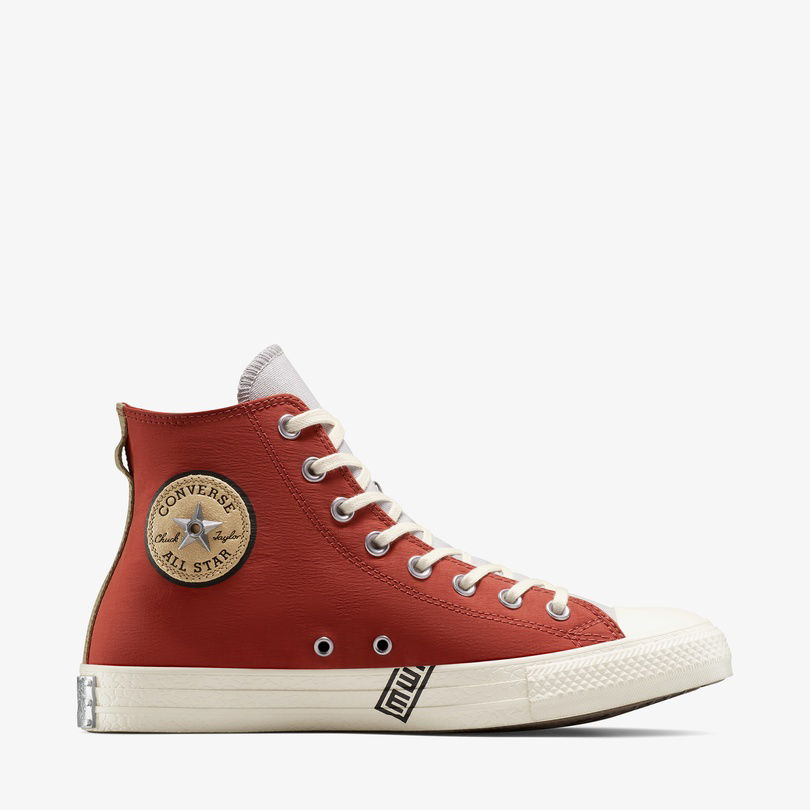 Converse x Naruto Unisex Kırmızı Chuck Taylor All Star Sneaker
