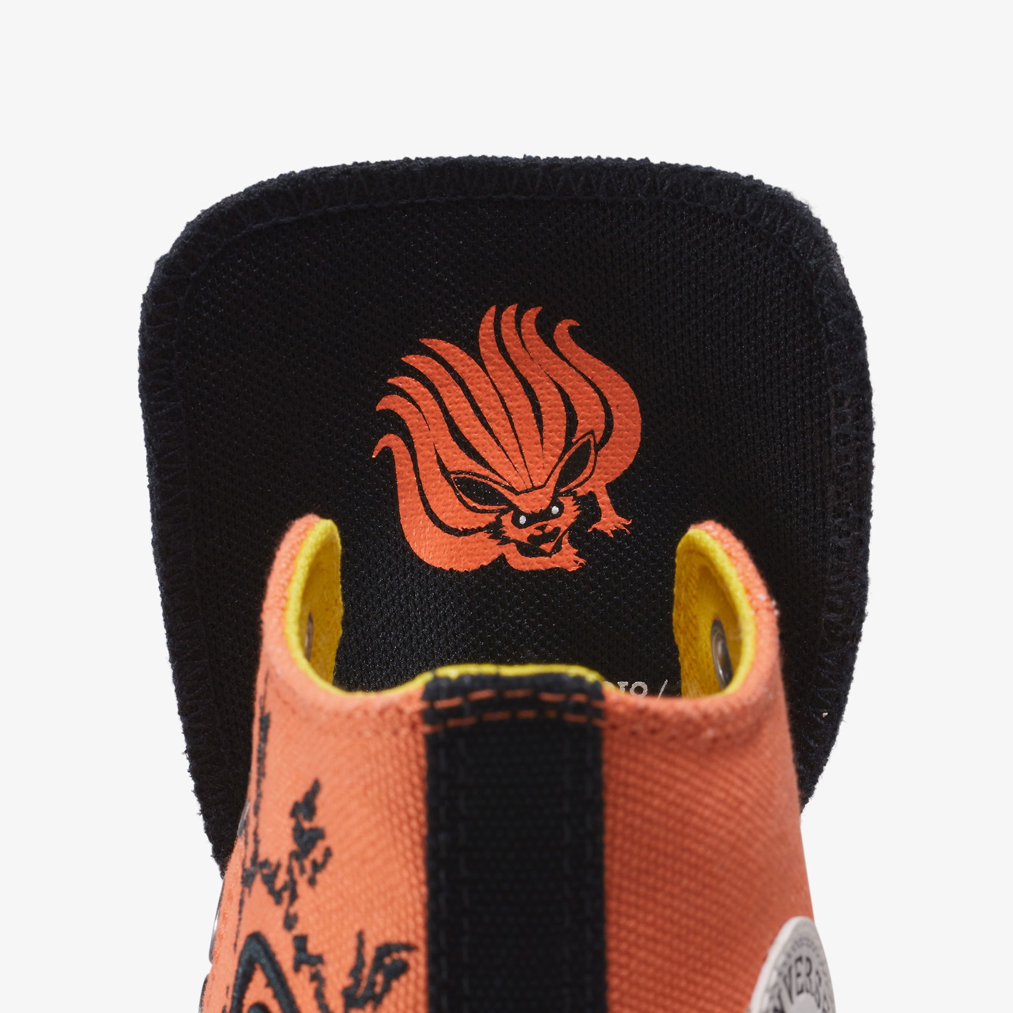Converse x Naruto Unisex Sarı Chuck Taylor All Star Sneaker